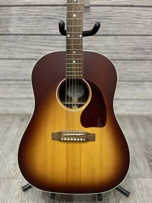 Gibson J-45 Studio Walnut - Satin Walnut Burst
