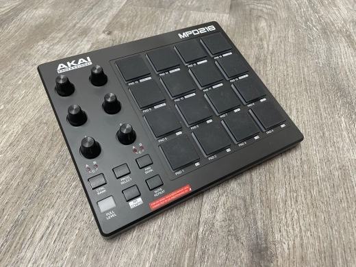 Akai - MPD218 Pad Control Unit