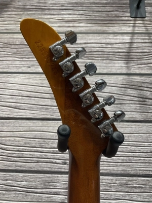 Gibson Explorer - Antique Natural 2