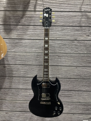 Epiphone SG Standard Inspired by Gibson - Ebony 2