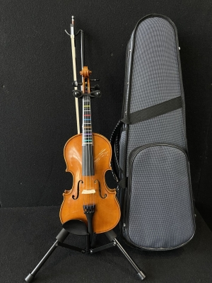 Yamaha V5 Violin Outfit 1/2 Size