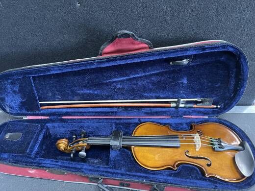 Stentor Student II Violin Outfit 4/4 Size | Long & McQuade