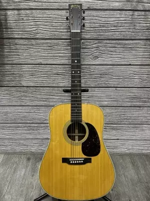 Store Special Product - Martin Guitars - D-28 2017