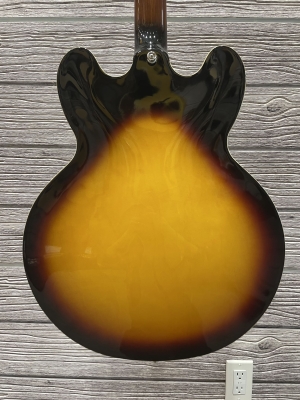 Epiphone - Inspired by Gibson ES-335 5