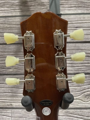 Epiphone - Inspired by Gibson ES-335 4