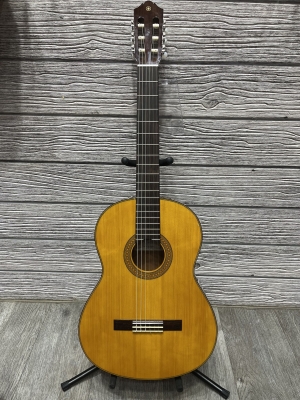 Yamaha - CG142S