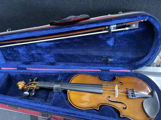 Stentor Student II Violin Outfit 4/4 Size | Long & McQuade