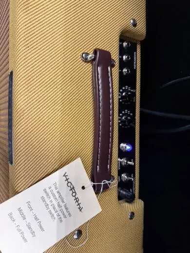 Store Special Product - Victoria Amplifiers - IVYLEAGUE-2X10