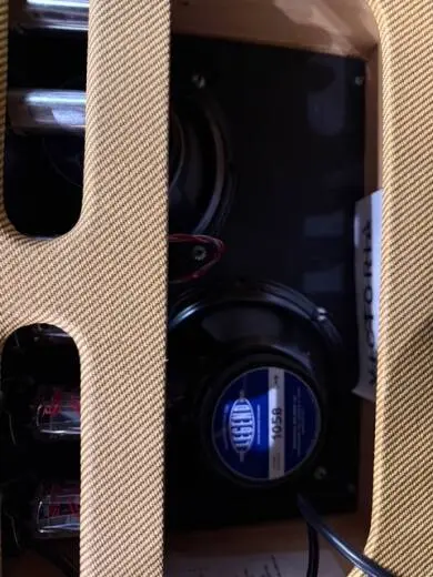 Store Special Product - Victoria Amplifiers - IVYLEAGUE-2X10