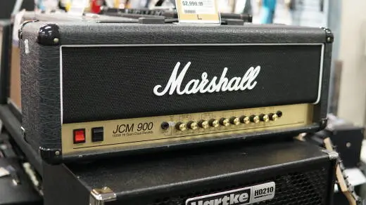 Marshall - JCM900 Head