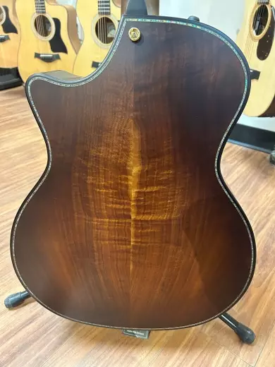 Taylor Guitars - BUILD ED K24CE 5