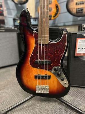 Squier - 037-4531-500 2