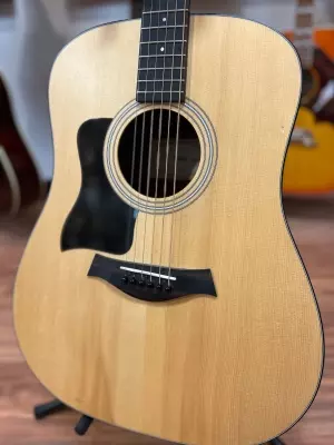 Taylor Guitars - 110E W V2 LEFT 2