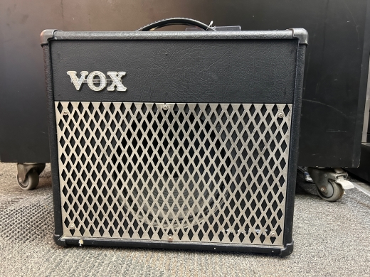 Gear Hunter | Vox - VT30