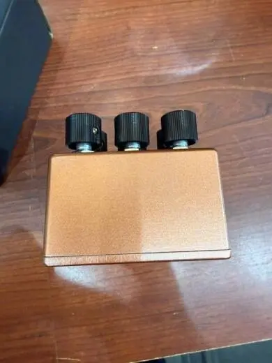 Walrus Audio - MONUMENTAL 2