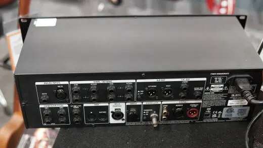Line 6 - HELIX-RACK 2