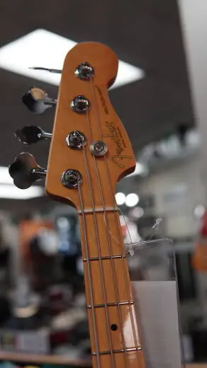 Fender - AM PRO II Precision Bass 2