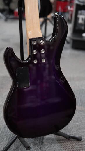 Gear Hunter | G&L L-2000 Bass (CLF Research)