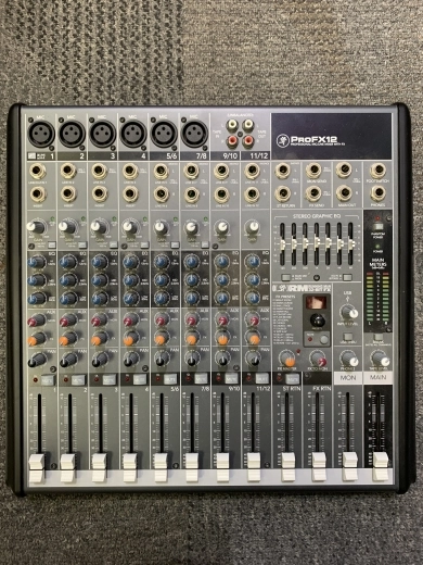 Mackie - PROFX12