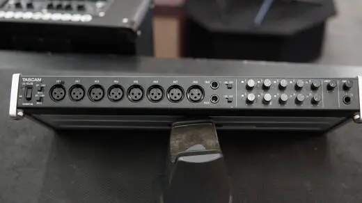 Tascam - US-16X08