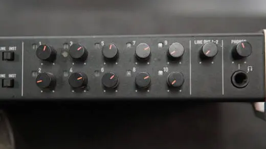 Tascam - US-16X08 2