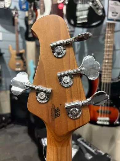 Ernie Ball Music Man - 108-01-10-01 2