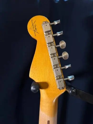 Fender Custom Shop - 58' Strat Faded Aged Candy Apple Red 2