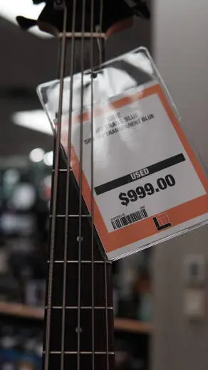 Sire - Marcus Miller M5 - 5 String 2