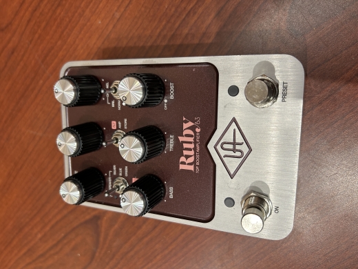 Universal Audio UAFX Ruby '63 Top Boost Amplifier Pedal