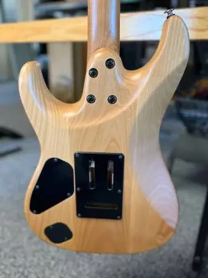 Ibanez - TOM QUAYLE CHARCOAL 2