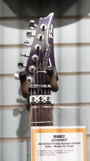 Ibanez - Joe Satriani Prestige 2