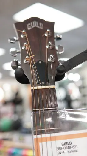Guild Guitars - DV-4 2