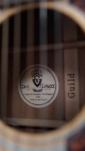 Guild Guitars - DV-4 2