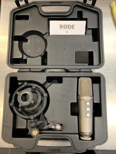 Rode NT2000 2