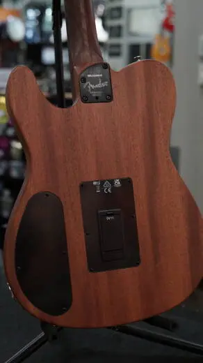 Fender - Acoustasonic Tele 2