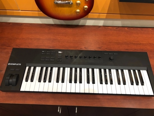 Native Instruments - KONTROL A49
