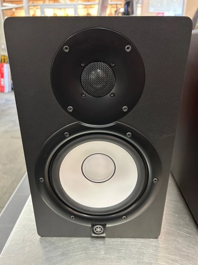 Yamaha - HS7