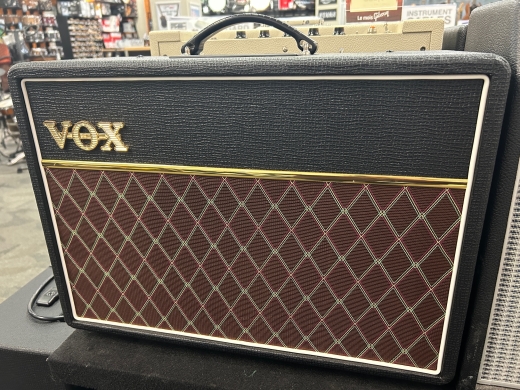 Store Special Product - Vox - AC10C1