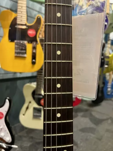 Fender - 011-3900-700 2