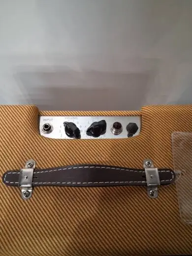 Store Special Product - Fender - 223-1300-000