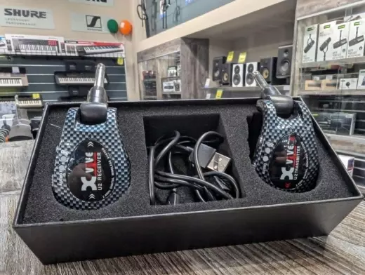 Store Special Product - Xvive Audio - XVIVE-U2/CARBON
