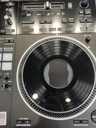 Pioneer DJ - DDJ-REV7 2