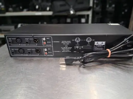 ART Pro Audio - EQ355 2