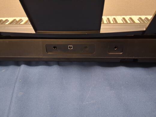 Store Special Product - Yamaha - PSRE383