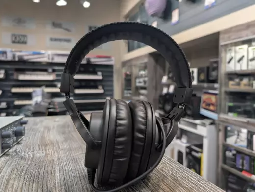 Store Special Product - Universal Audio - UA-VOLT-SB2