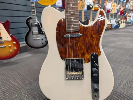 Godin Guitars - G52356 2