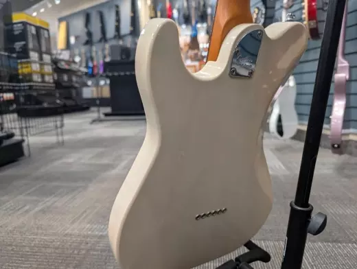 Godin Guitars - G52356 2