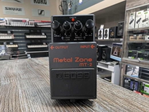 BOSS - METAL ZONE