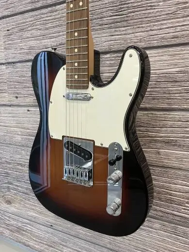 Fender - 014-5213-500 2