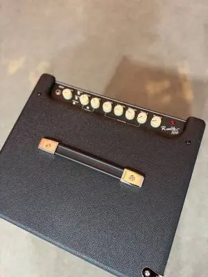 Fender - RUMBLE 100 V3 1X12 COMBO 2